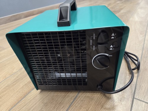 NAGRZEWNICA POWIETRZA ELEKTRYCZNA PRZENOŚNA TERMOSTAT