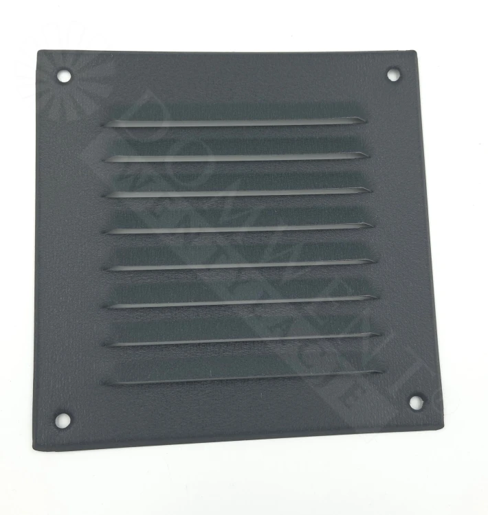 Kratka wentylacyjna ocynkowana lakierowana montowana na wkręty 140mm x 140mm